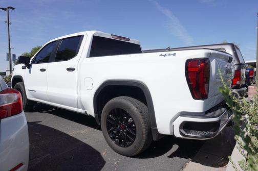 Summit White 2024 GMC Sierra 1500 Pro