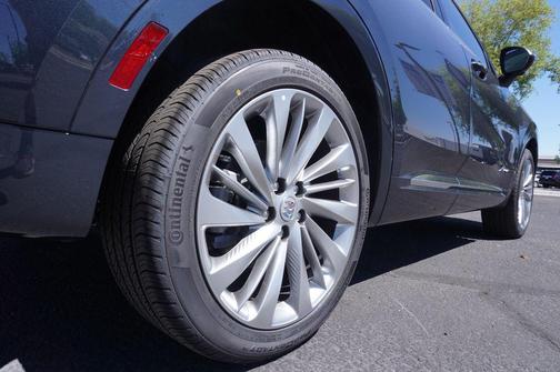 Quartz Blue Metallic 2026 Buick Envision Avenir AWD