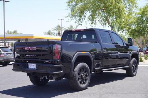 2025 GMC Sierra 2500 AT4