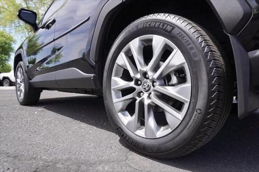 2024 Toyota RAV4 Limited