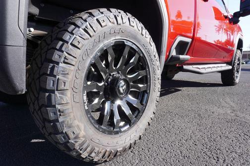 2025 GMC Sierra 2500 AT4