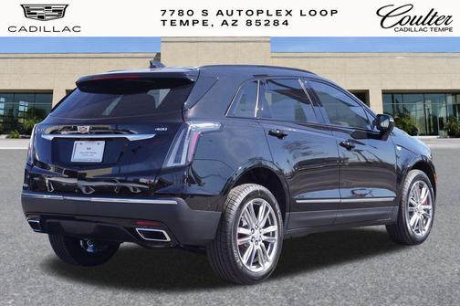 2026 Cadillac XT5 Sport