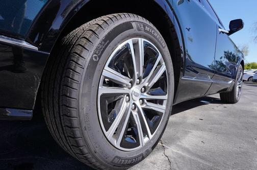 2025 Cadillac LYRIQ Luxury