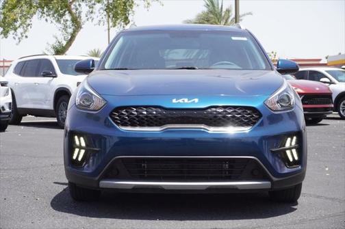 2022 Kia Niro LX
