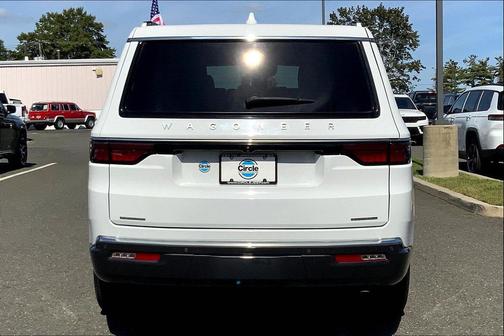 2022 Jeep Wagoneer Series II