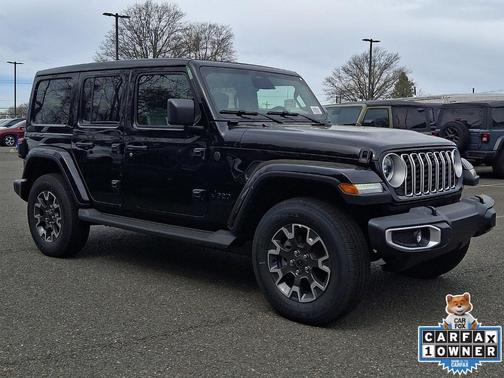 Black Clearcoat 2026 Jeep Wrangler Sahara