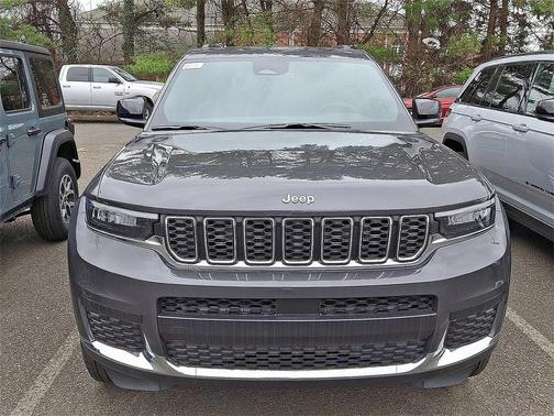 2025 Jeep Grand Cherokee L Laredo