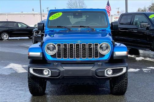 2025 Jeep Wrangler Sahara
