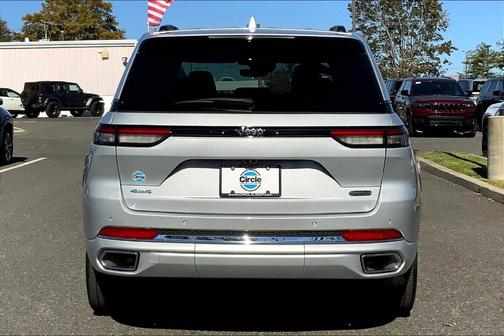 2022 Jeep Grand Cherokee Overland