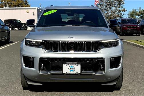 2022 Jeep Grand Cherokee Overland