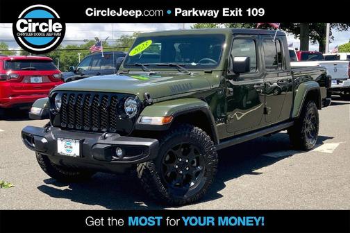 Sarge Green Clearcoat 2023 Jeep Gladiator Sport