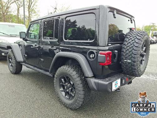 Black Clearcoat 2026 Jeep Wrangler Sport