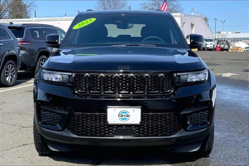 2023 Jeep Grand Cherokee Altitude