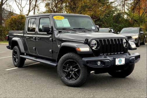 2022 Jeep Gladiator Sport