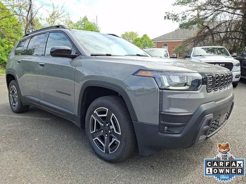 Sting Gray Clearcoat 2026 Jeep Cherokee LAREDO/LIMITED