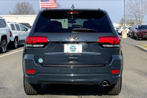 2017 Jeep Grand Cherokee Altitude