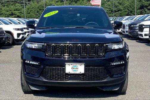 Midnight Sky 2024 Jeep Grand Cherokee Limited
