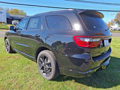 2026 Dodge Durango GT HEMI V8