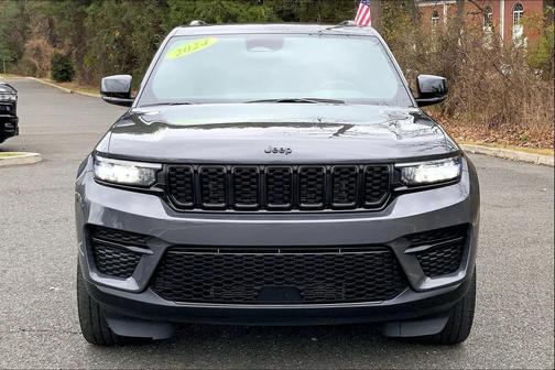 2024 Jeep Grand Cherokee Laredo