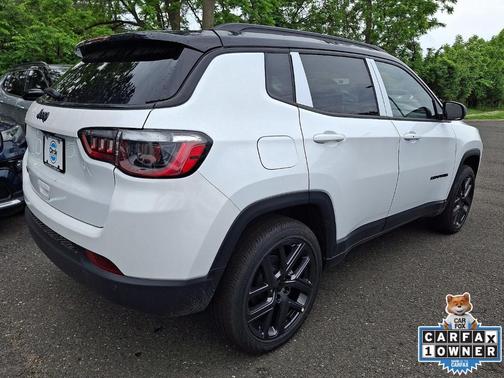 Bright White Clearcoat 2026 Jeep Compass Limited