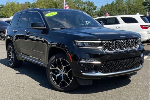 2023 Jeep Grand Cherokee Summit