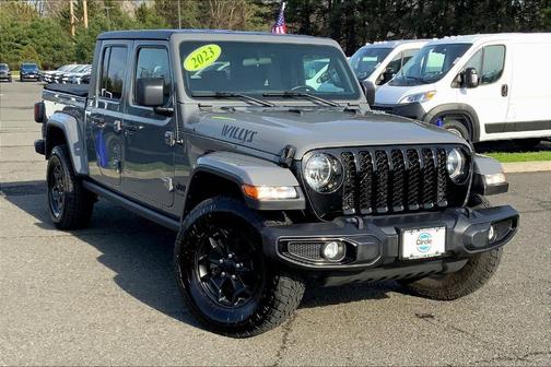 Sting Gray Clearcoat 2023 Jeep Gladiator Sport