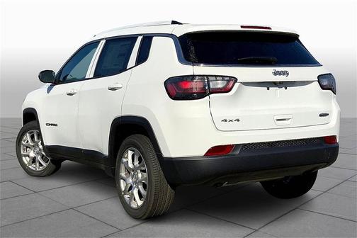 2023 Jeep Compass Latitude Lux