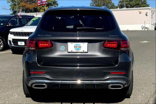 2022 Mercedes-Benz GLC 300 Base 4MATIC