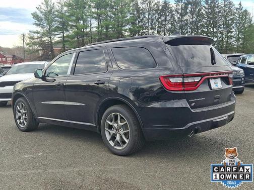 DB Black Crystal Clearcoat 2026 Dodge Durango GT Plus HEMI V8