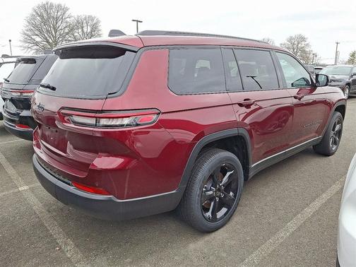 2025 Jeep Grand Cherokee L Laredo