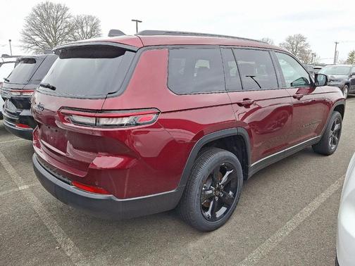 2025 Jeep Grand Cherokee L Laredo