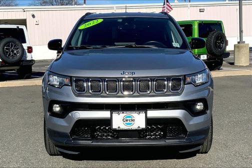 2022 Jeep Compass Latitude Lux