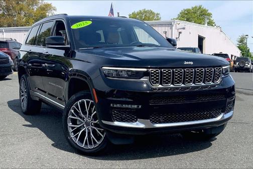 Diamond Black 2025 Jeep Grand Cherokee L Summit