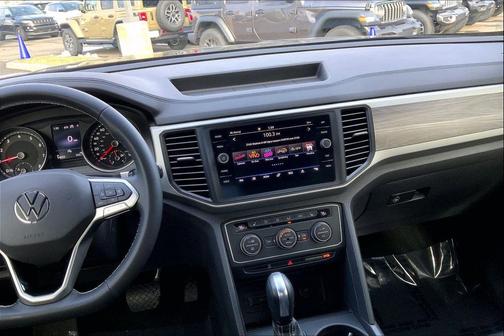 2021 Volkswagen Atlas Cross Sport 2.0T SE w/Technology