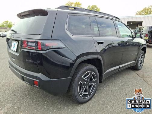 Diamond Black 2026 Jeep Cherokee LAREDO/LIMITED
