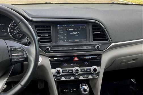 2020 Hyundai ELANTRA Value Edition