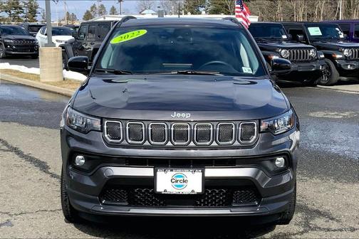 2022 Jeep Compass Latitude Lux