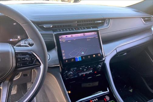 Bright White Clearcoat 2023 Jeep Grand Cherokee L Overland