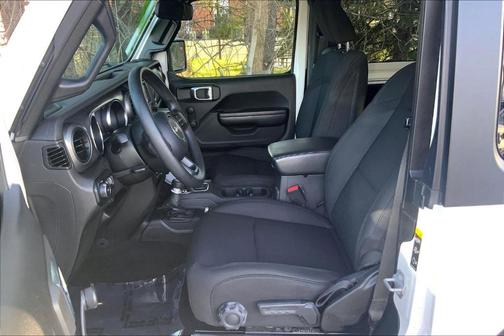 2021 Jeep Wrangler Sport