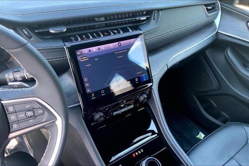 Diamond Black 2024 Jeep Grand Cherokee Limited