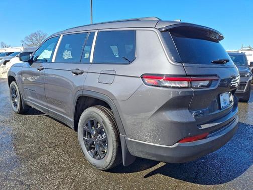 2026 Jeep Grand Cherokee L Laredo