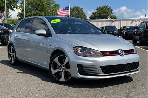 2017 Volkswagen Golf GTI SE 4-Door