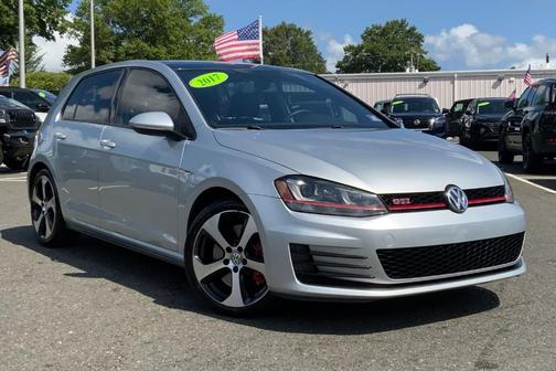2017 Volkswagen Golf GTI SE 4-Door