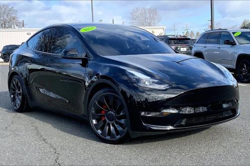 2023 Tesla Model Y Performance