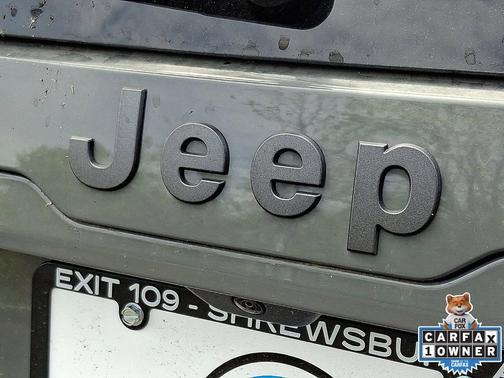 Sting Gray Clearcoat 2026 Jeep Cherokee LAREDO/LIMITED