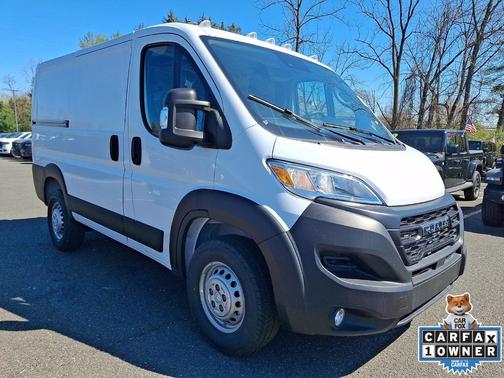 Bright White Clearcoat 2026 RAM ProMaster 1500 Low Roof