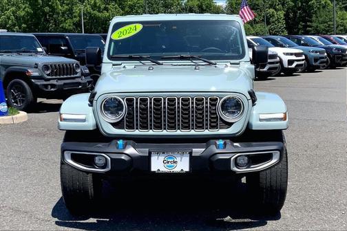 Earl Clearcoat 2024 Jeep Wrangler 4xe Sahara
