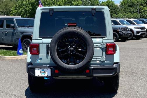 Earl Clearcoat 2024 Jeep Wrangler 4xe Sahara