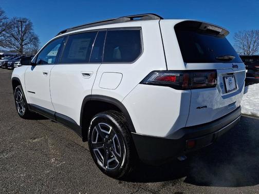 2026 Jeep Cherokee LAREDO/LIMITED