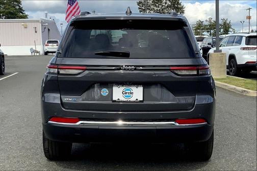 2024 Jeep Grand Cherokee 4xe Base